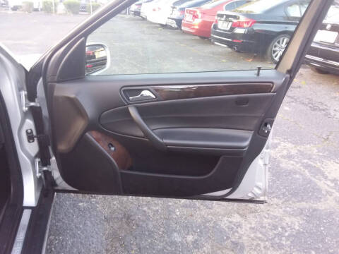 2005 Mercedes-Benz C-Class C 240 4MATIC