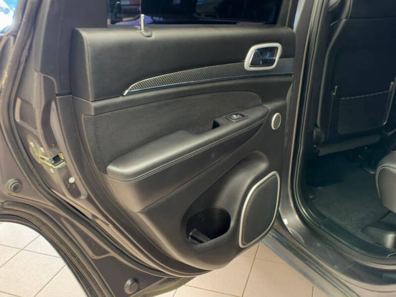 2020 Jeep Grand Cherokee SRT