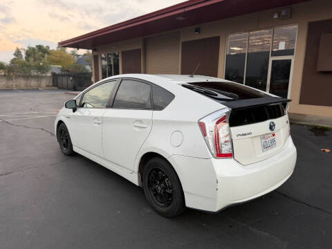2013 Toyota Prius Two