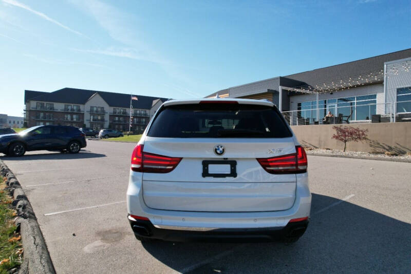 2016 BMW X5 xDrive50i photo 5