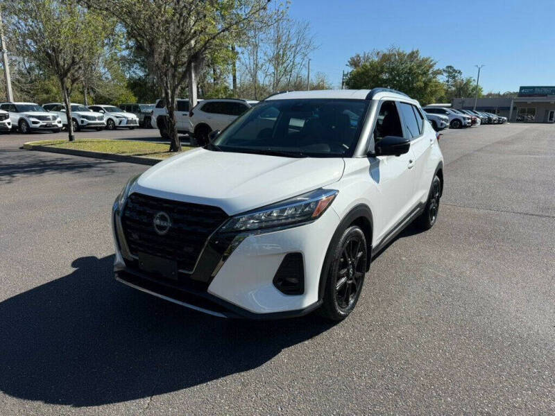 2024 Nissan Kicks SR