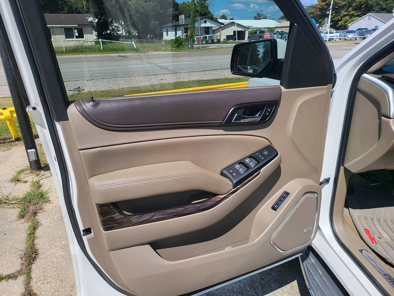 2018 GMC Yukon XL for sale at M3 Autos in New Iberia, LA