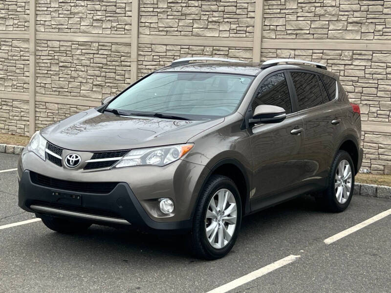 2013 Toyota RAV4 Limited photo 4