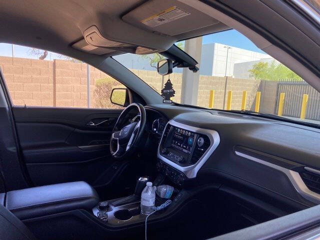 2019 GMC Acadia SLT-1