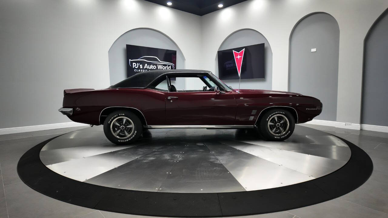 1969 Pontiac Firebird 4