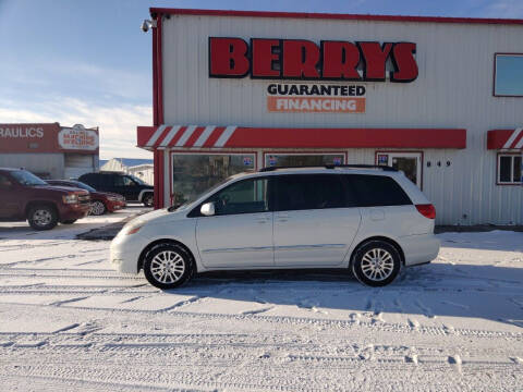 2008 Toyota Sienna for sale at Berry's Cherries Auto in Billings MT