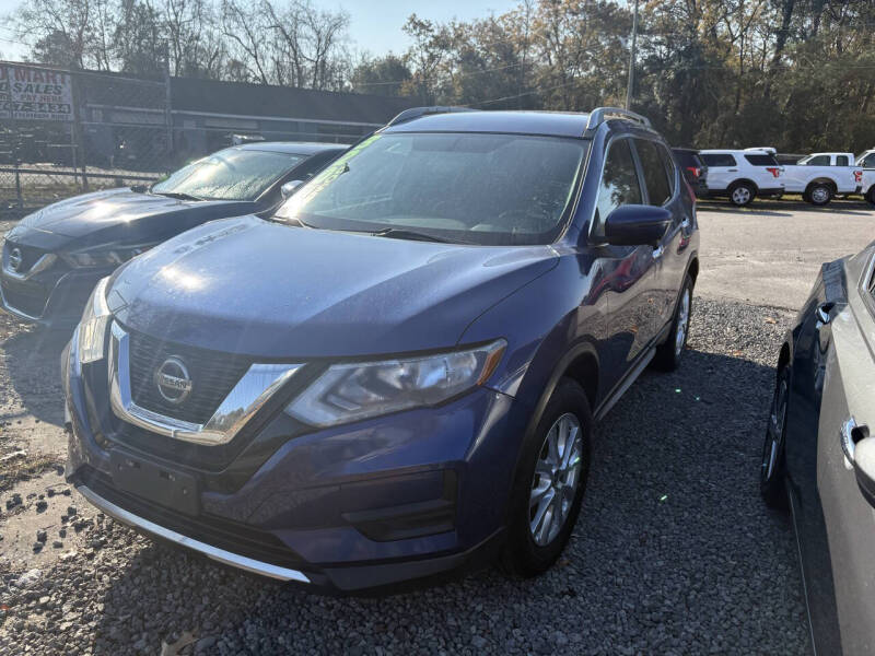 2018 Nissan Rogue SV's photo