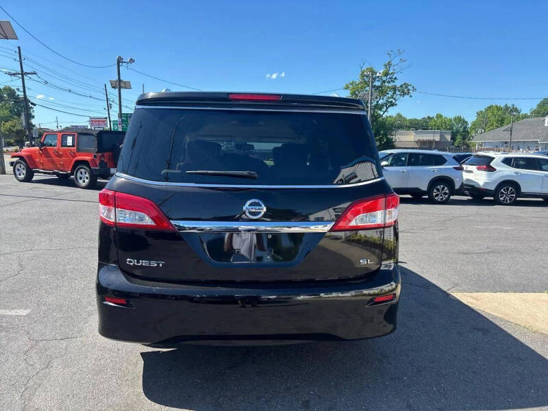 2012 Nissan Quest