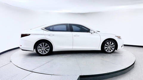 2021 Lexus ES 350