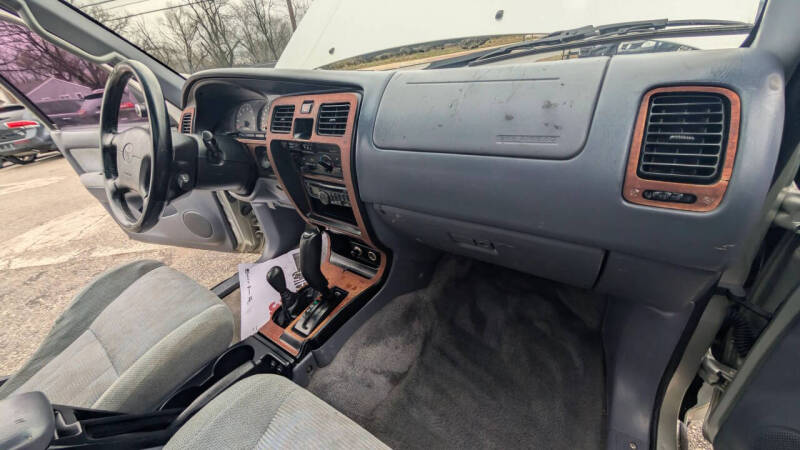 2000 Toyota 4Runner SR5