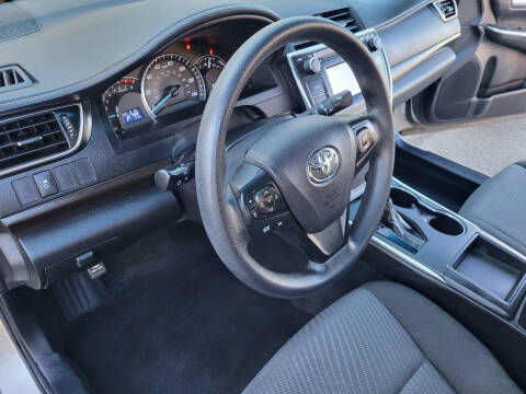 2015 Toyota Camry LE