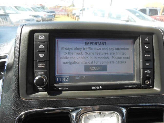 2012 Chrysler Town and Country Touring