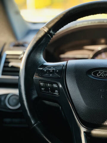 2017 Ford Explorer Sport