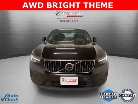 2025 Volvo XC40 B5 Core Bright Theme