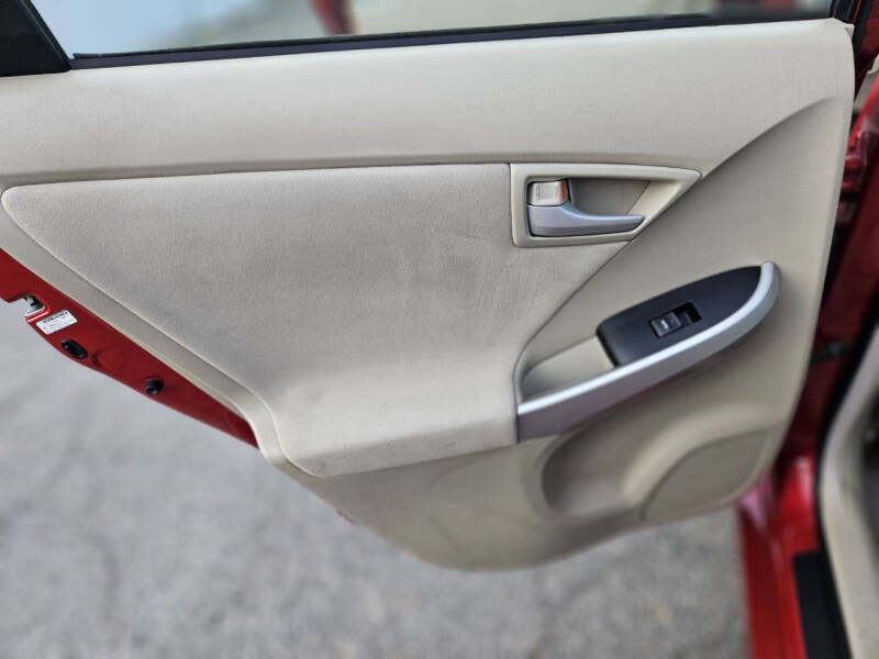 2011 Toyota Prius Two