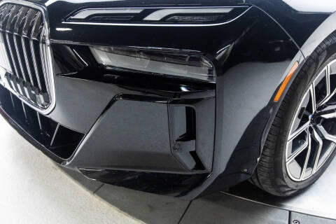 2023 BMW 7 Series 740i