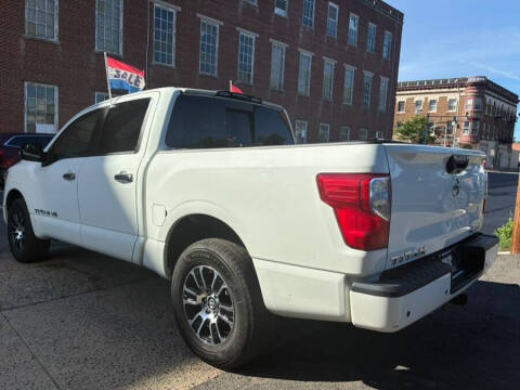 2020 Nissan Titan