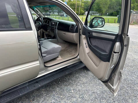 2004 Toyota 4Runner SR5