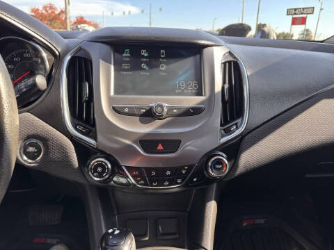 2017 Chevrolet Cruze LT Auto