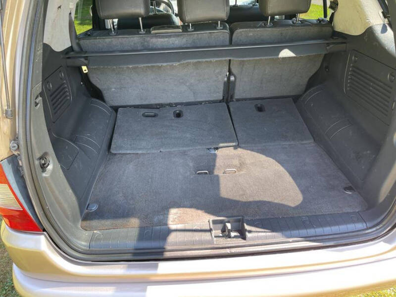 2002 Mercedes-Benz M-Class ML 320