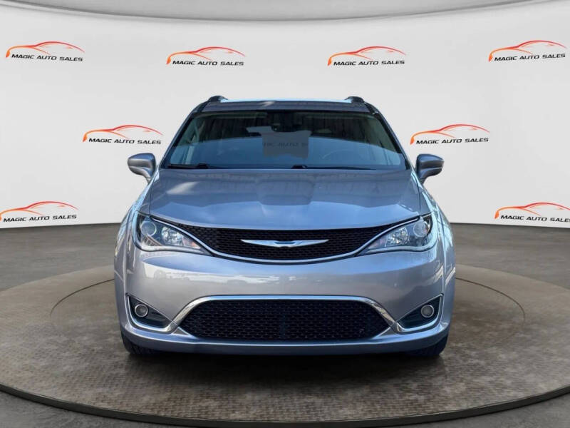 2018 Chrysler Pacifica Touring L Plus