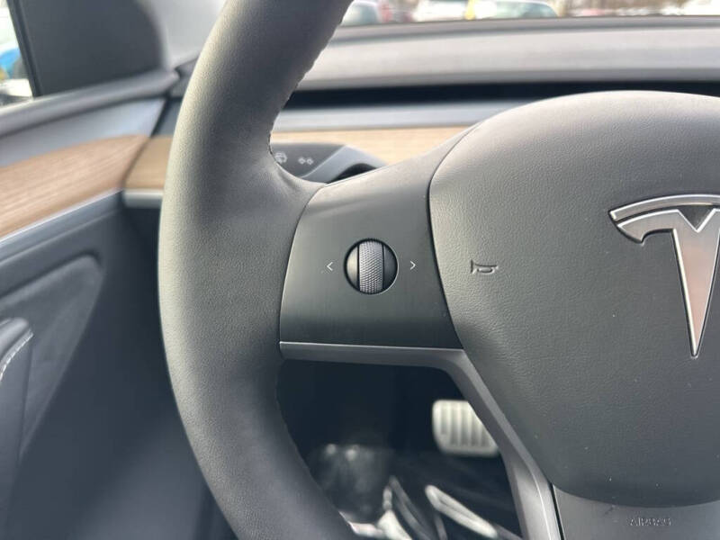 2024 Tesla Model Y Performance