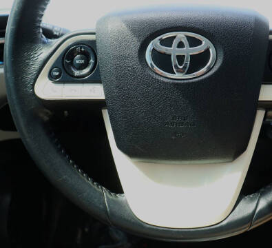 2016 Toyota Prius Three Touring