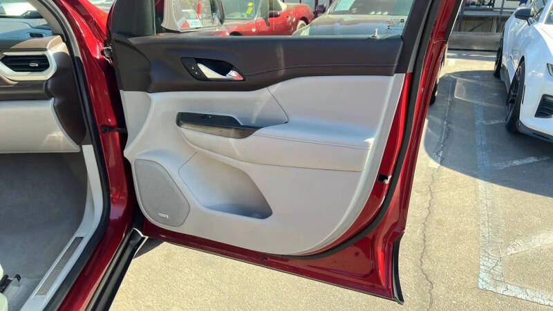 2019 GMC Acadia SLT-1