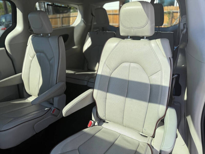 2020 Chrysler Pacifica Limited