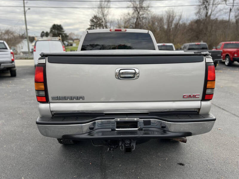 2005 GMC Sierra 2500HD SLE