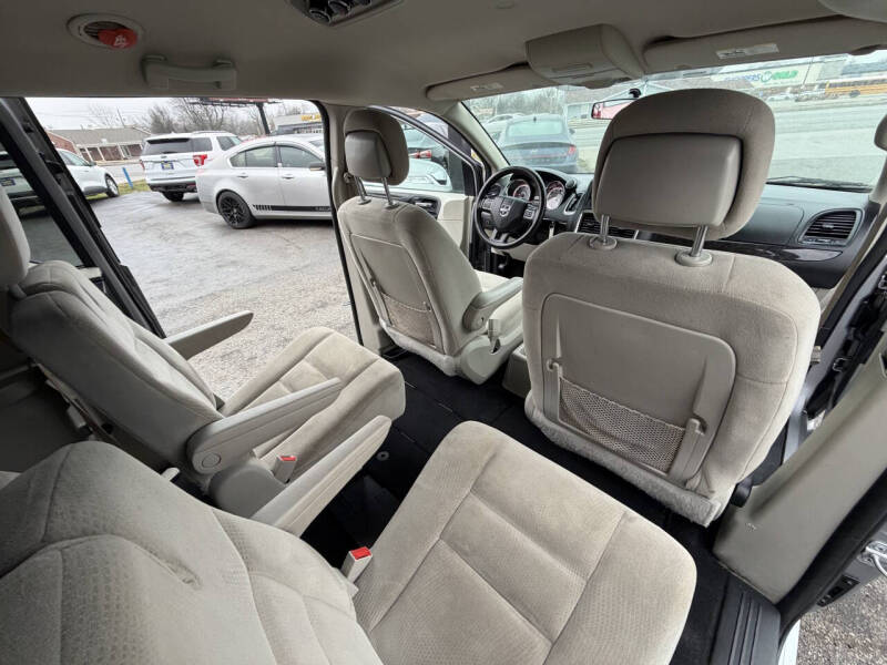 2016 Dodge Grand Caravan American Value Package