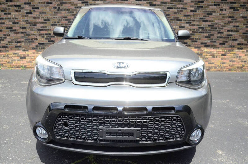 2016 Kia Soul +