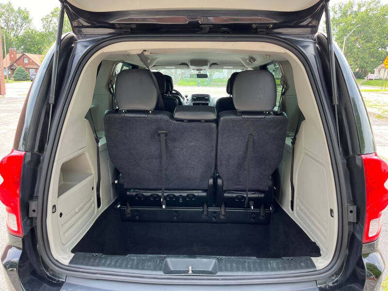 2013 Dodge Grand Caravan American Value Package