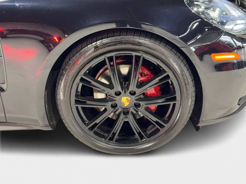 2018 Porsche Panamera