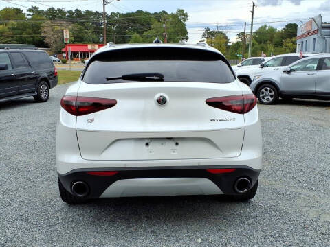 2018 Alfa Romeo Stelvio Ti