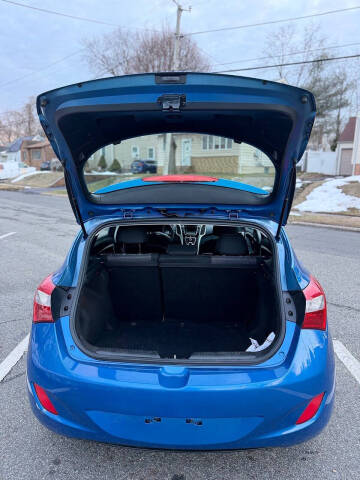 2017 Hyundai Elantra GT