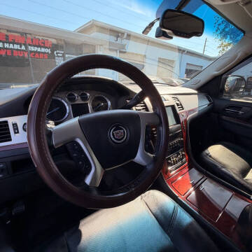 2013 Cadillac Escalade Luxury