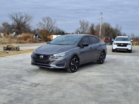 2024 Nissan Versa SR