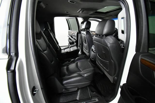 2018 Cadillac Escalade ESV Luxury