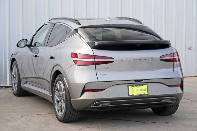 2024 Genesis GV60 Standard