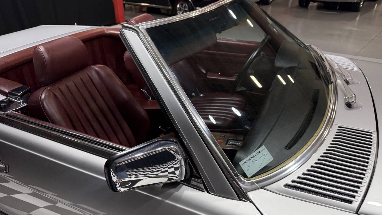 1988 Mercedes-Benz 560-Class 45