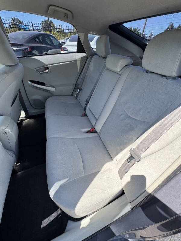 2013 Toyota Prius Three