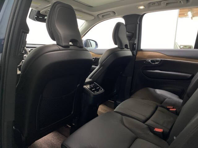 2025 Volvo XC90 B6 Plus Bright Theme 7P