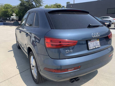 2017 Audi Q3 2.0T Premium