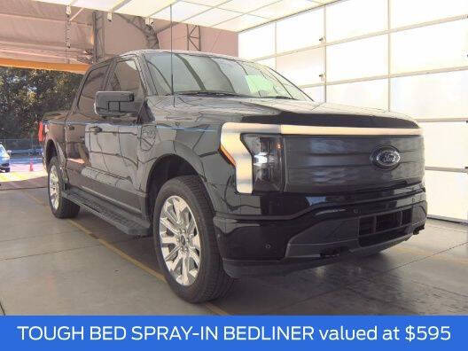 2022 Ford F-150 Lightning Lariat