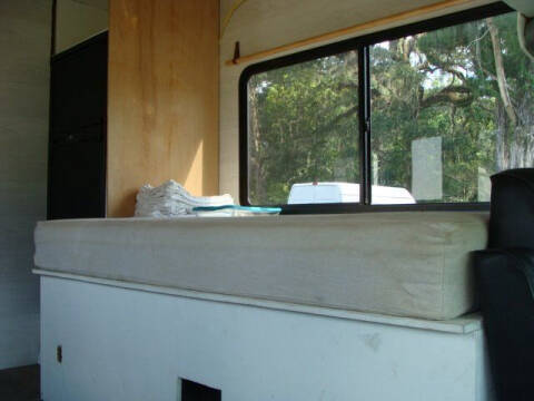 2005 Ford E-Series E-450 SD