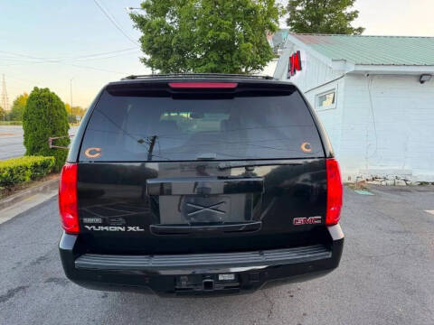2011 GMC Yukon XL SLT