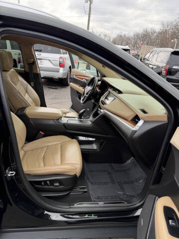 2017 Cadillac XT5 Platinum