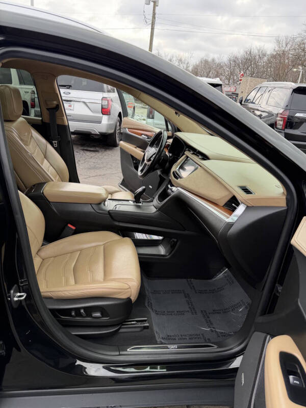 2017 Cadillac XT5 Platinum