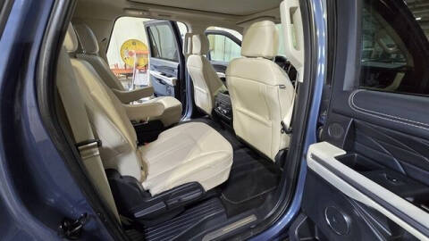 2023 Ford Expedition MAX Platinum